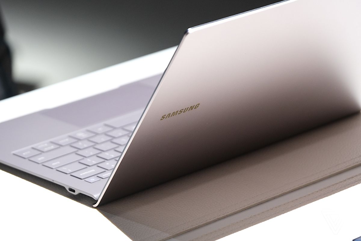 Vì sao Laptop Samsung lại được nhiều người dùng lựa chọn?